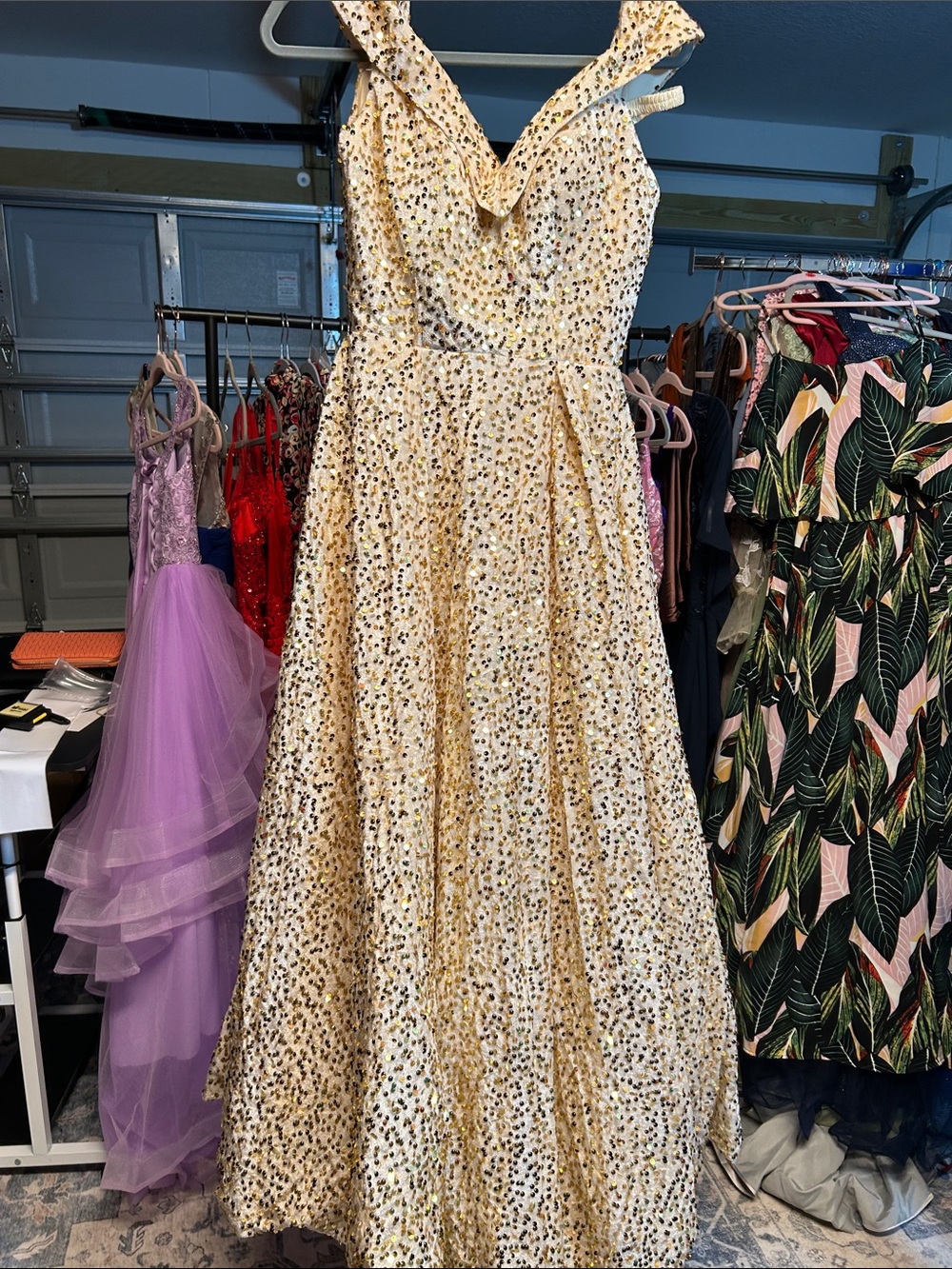 Elegant Gold Sequin A-Line Evening Dress
